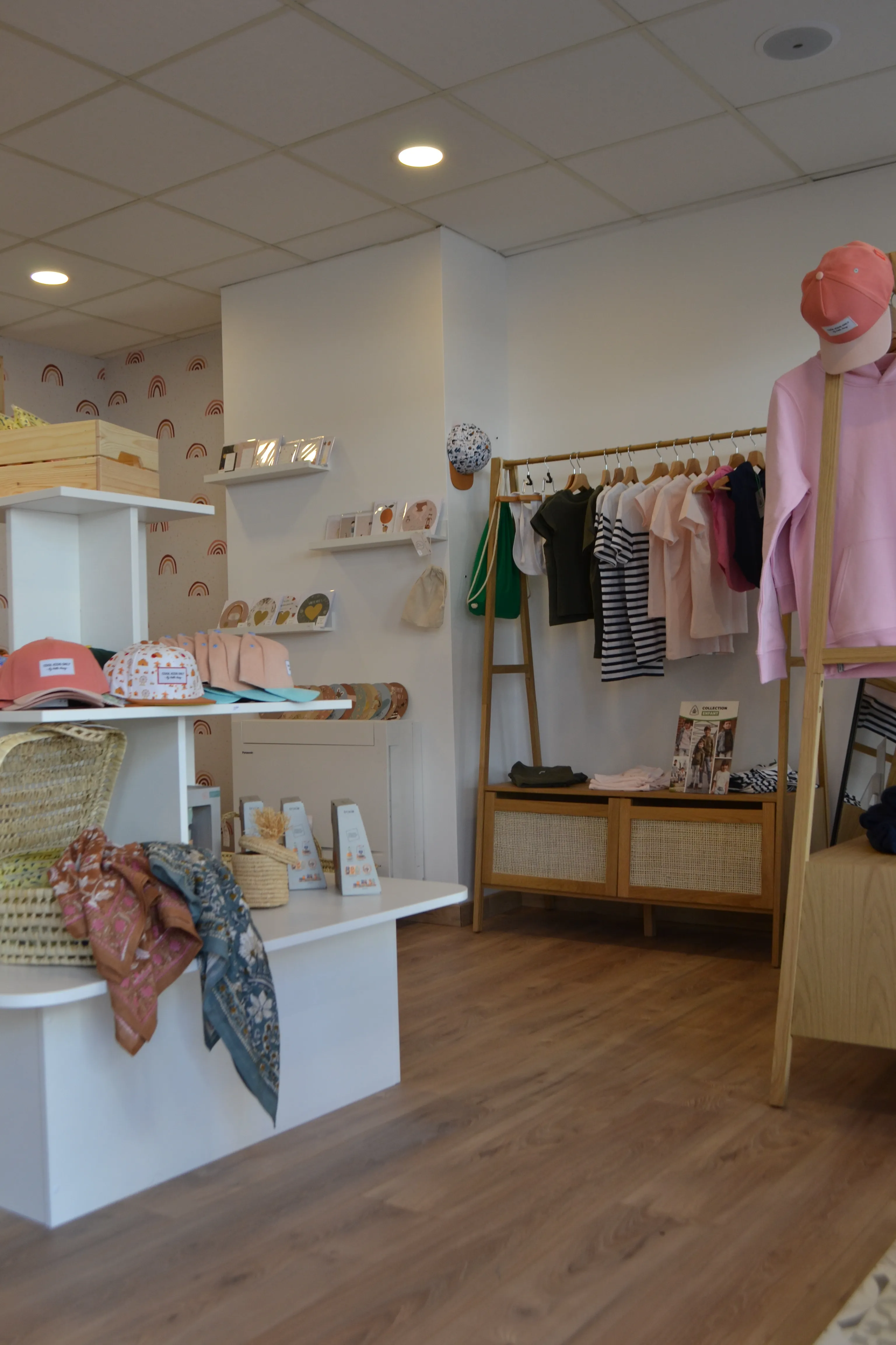 Merchandising enfants et chaussures